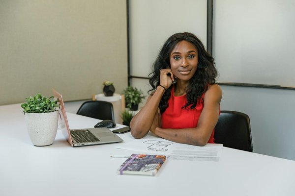 Quali sono le modalità di cessazione di un contratto di locazione commerciale?